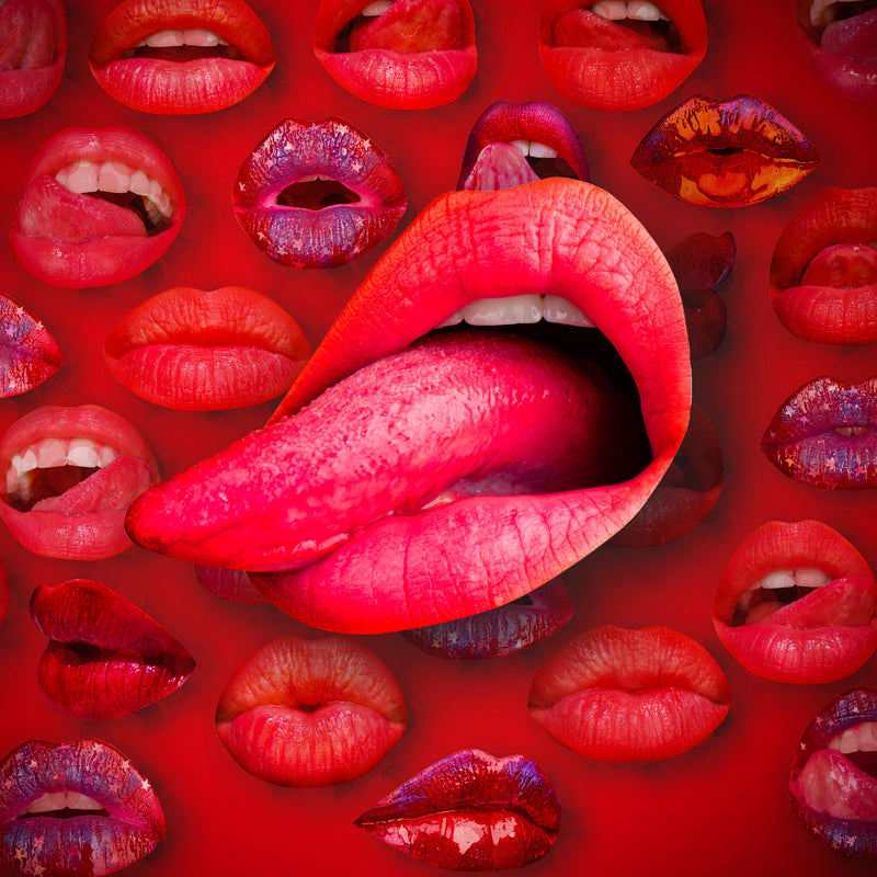 Body Painting for Couples: Creative Ideas, Boundaries & Realistic Expectations
