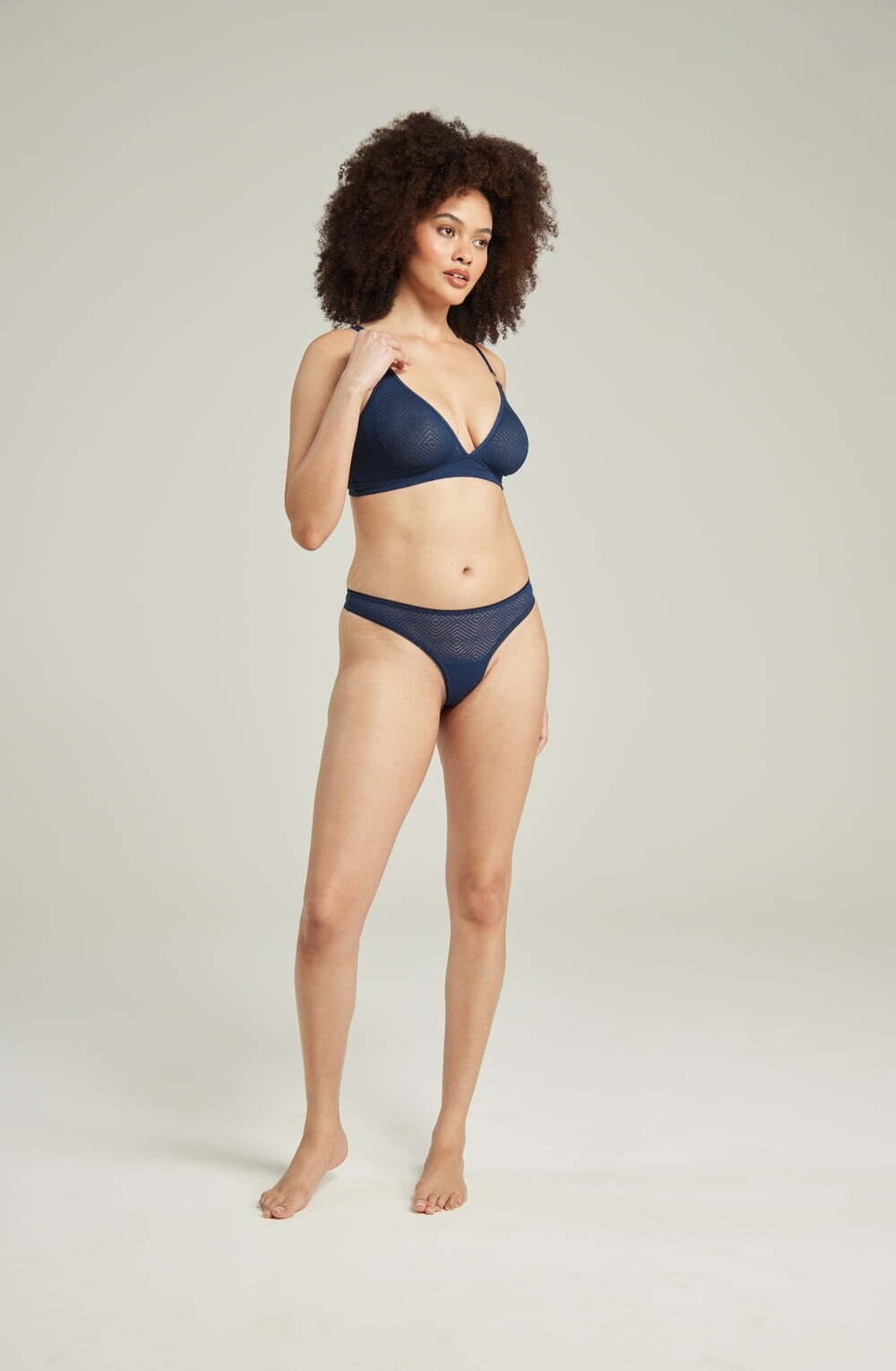 Briefs & Thongs The Sheer Deco Barely There Thong Navy