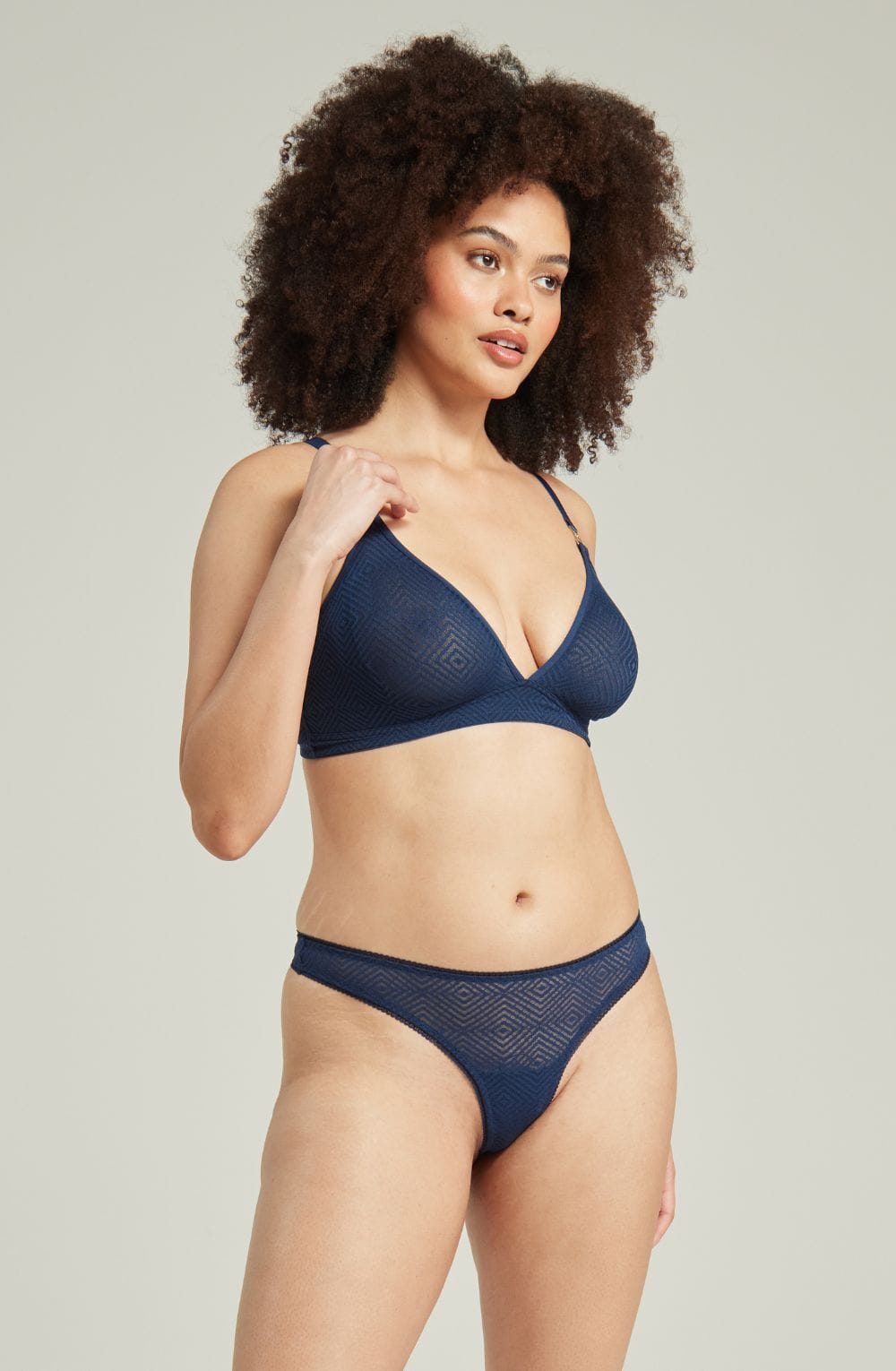 Briefs & Thongs The Sheer Deco Barely There Thong Navy