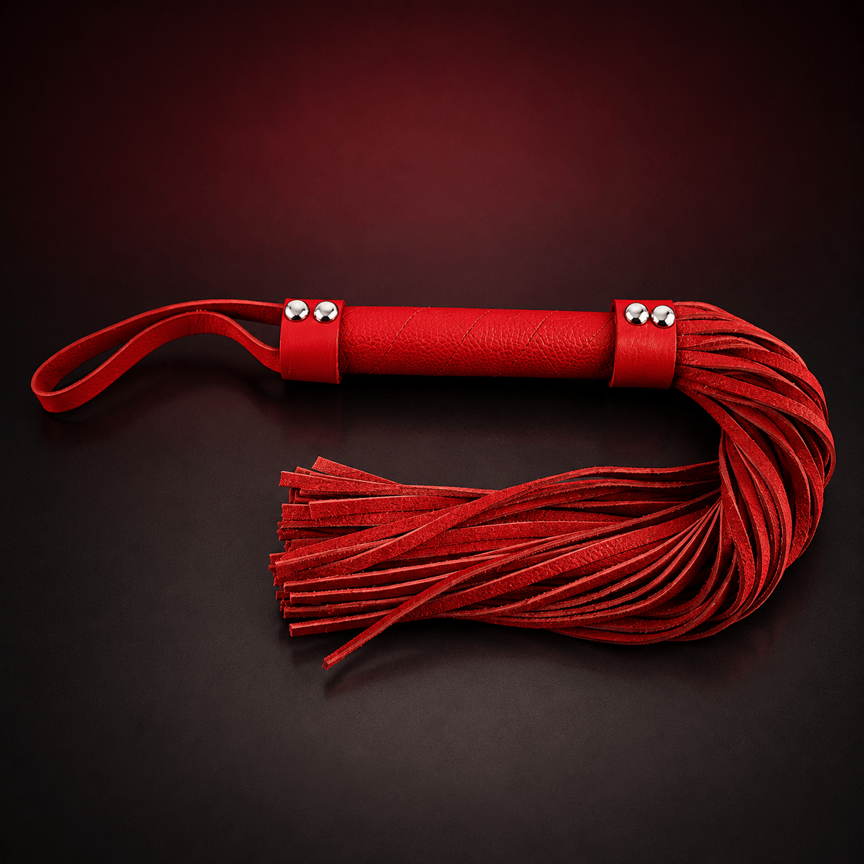 Floggers Rouge Short Leather Flogger - Red