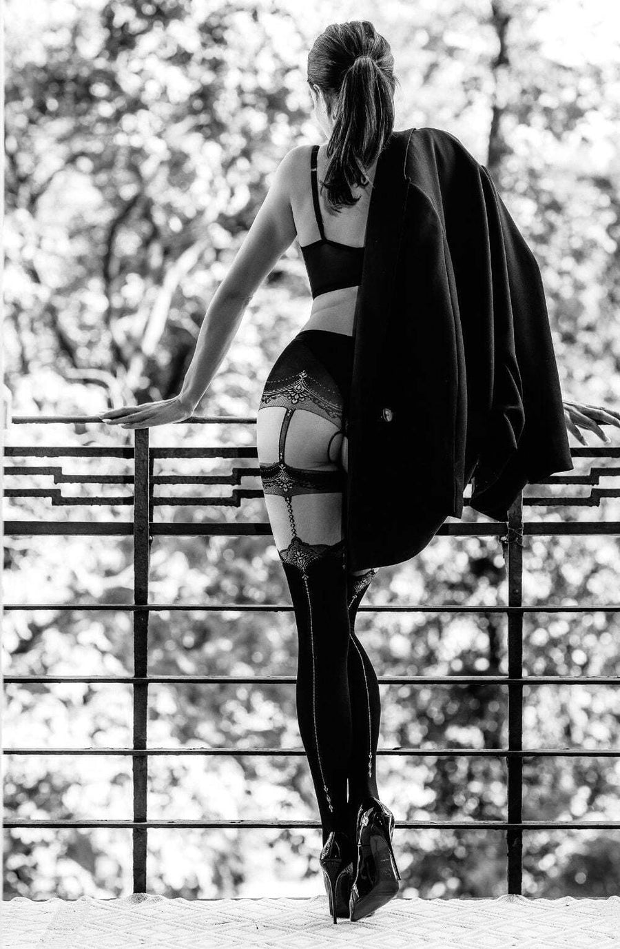 Tights Black Secret BS102 Crotchless Tights